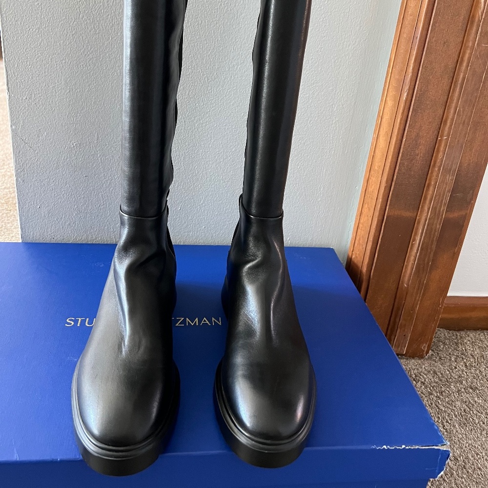 Stuart Weitzman Mckenzee pull on boots